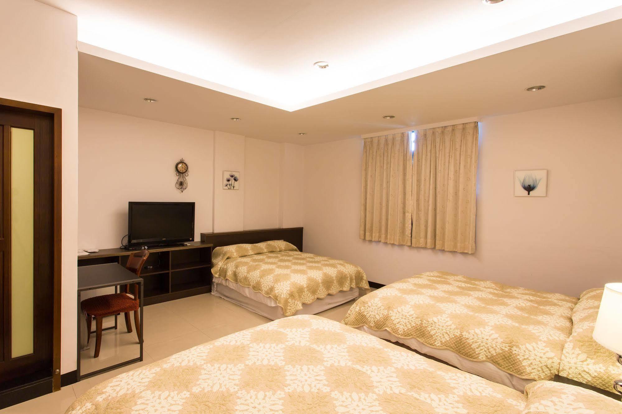Eureka Bed & Breakfast Tainan Exterior photo